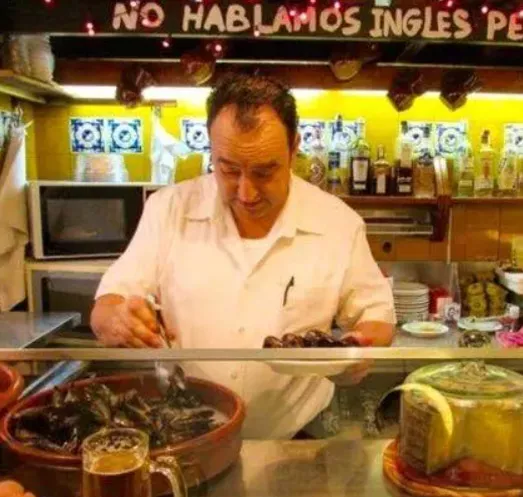 restaurante bueno La Bombeta en La Barceloneta