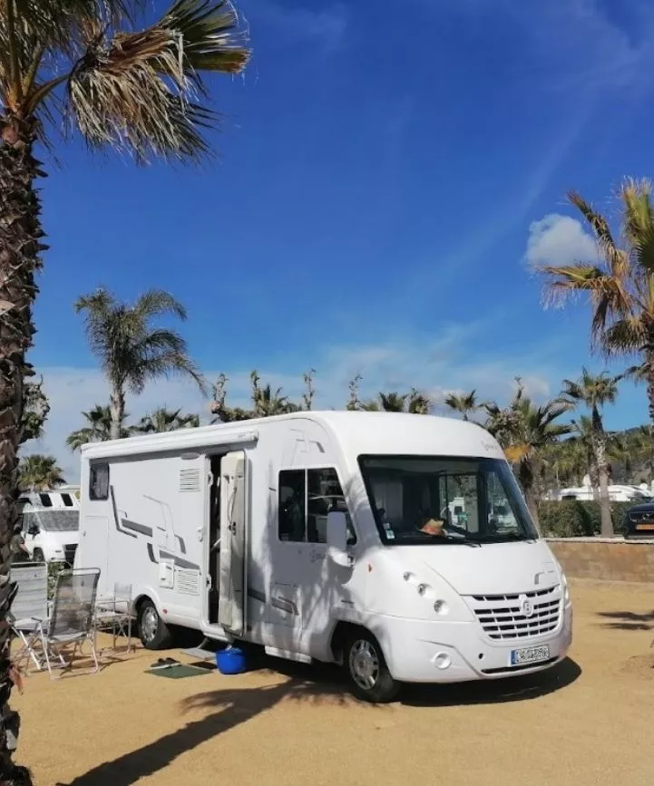 mejores camping resort en Catalunya con parcelas