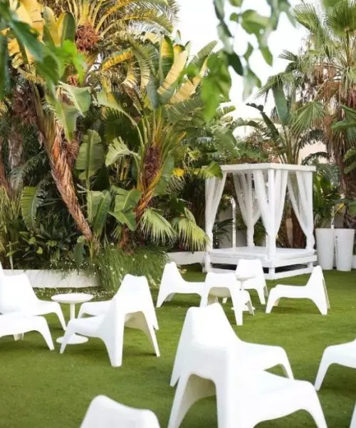 club de playa con restaurante Barcelona