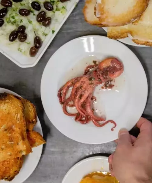 Tapas La Cova Fumada