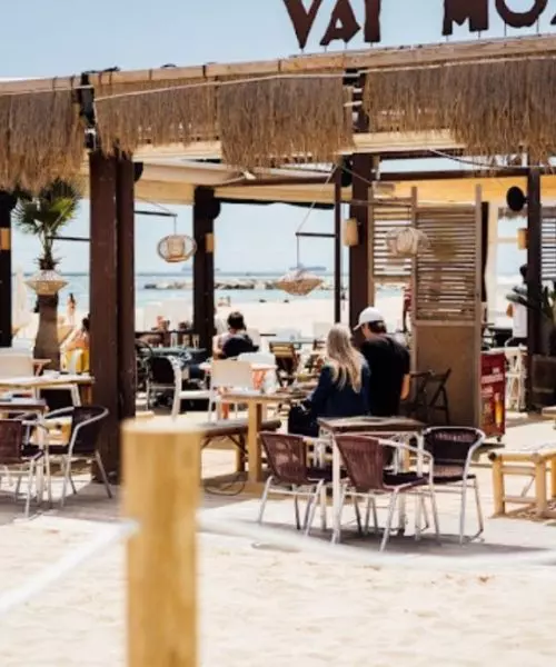 club de playa barcelona
